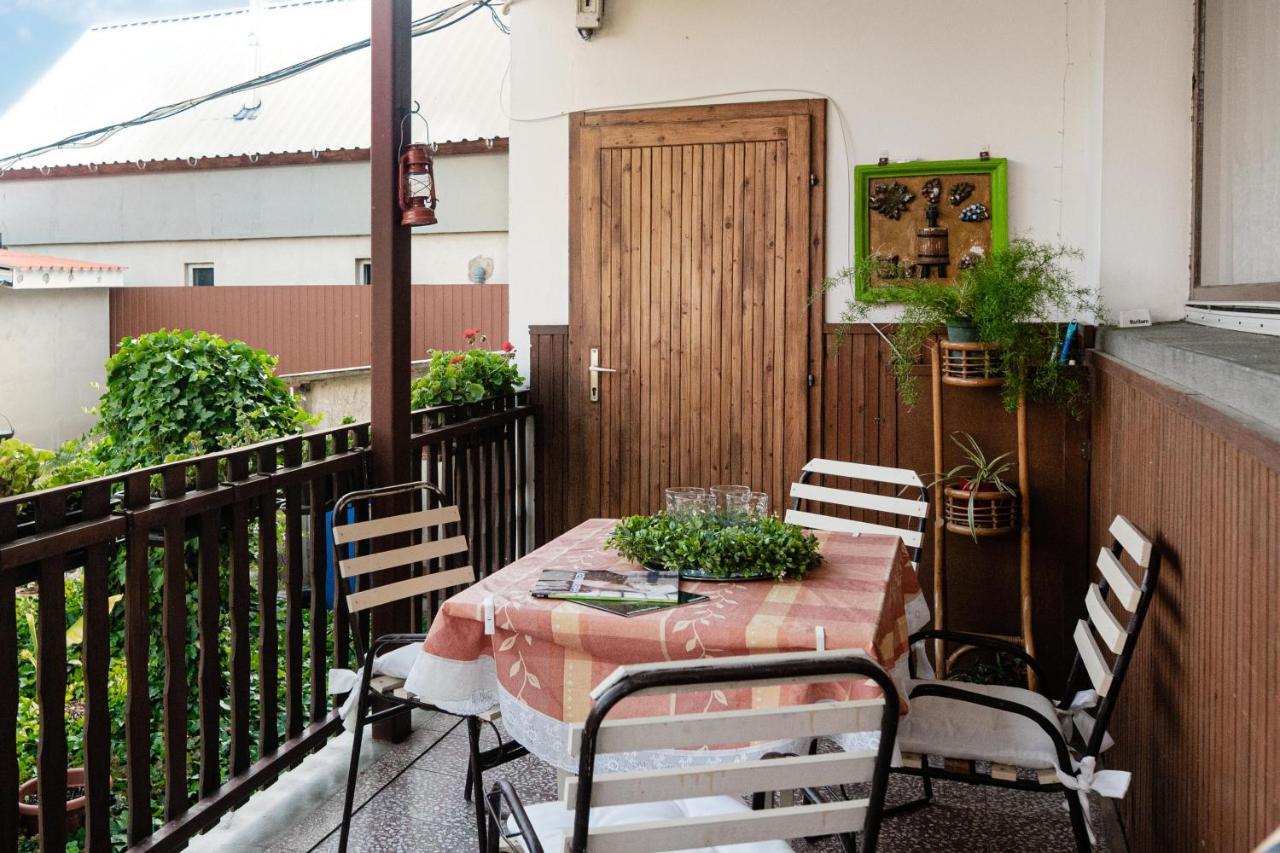 Vadkacsa apartmanház medencével Zamárdi Exterior foto